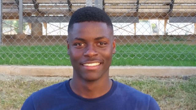 Riverside Norte Vista senior Devanere Crenshaw scored three different ways in 2015 season opener. / Photo by DENNIS POPE